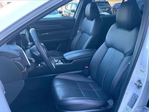 Certified 2025 MAZDA CX-50 AWD 2.5 Hybrid w/ Premium Pkg image 25