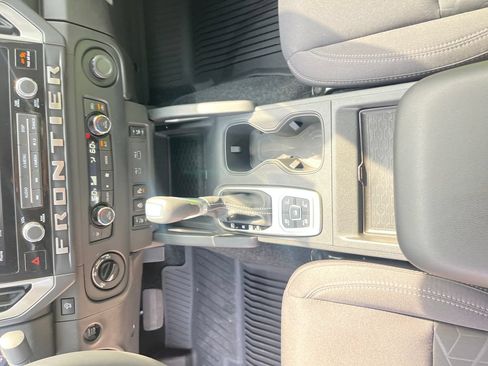 Used 2026 Nissan Frontier SV w/ All-Weather Content Package AWD/4WD image 26