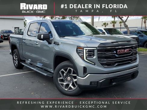 Used 2026 GMC Sierra 1500 SLT w/ SLT Premium Package image 1