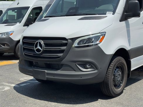 New 2025 Mercedes-Benz Sprinter 3500 image 3