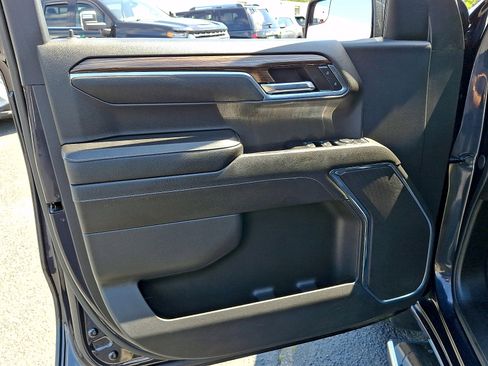 Used 2024 Chevrolet Silverado 1500 LT AWD/4WD image 13