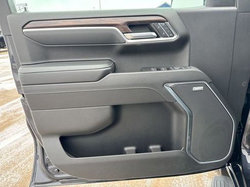 Used 2022 GMC Sierra 1500 SLT w/ SLT Premium Plus Package image 22