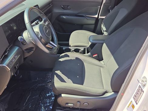 Used 2024 Hyundai Kona SEL w/ Convenience Package FWD image 11