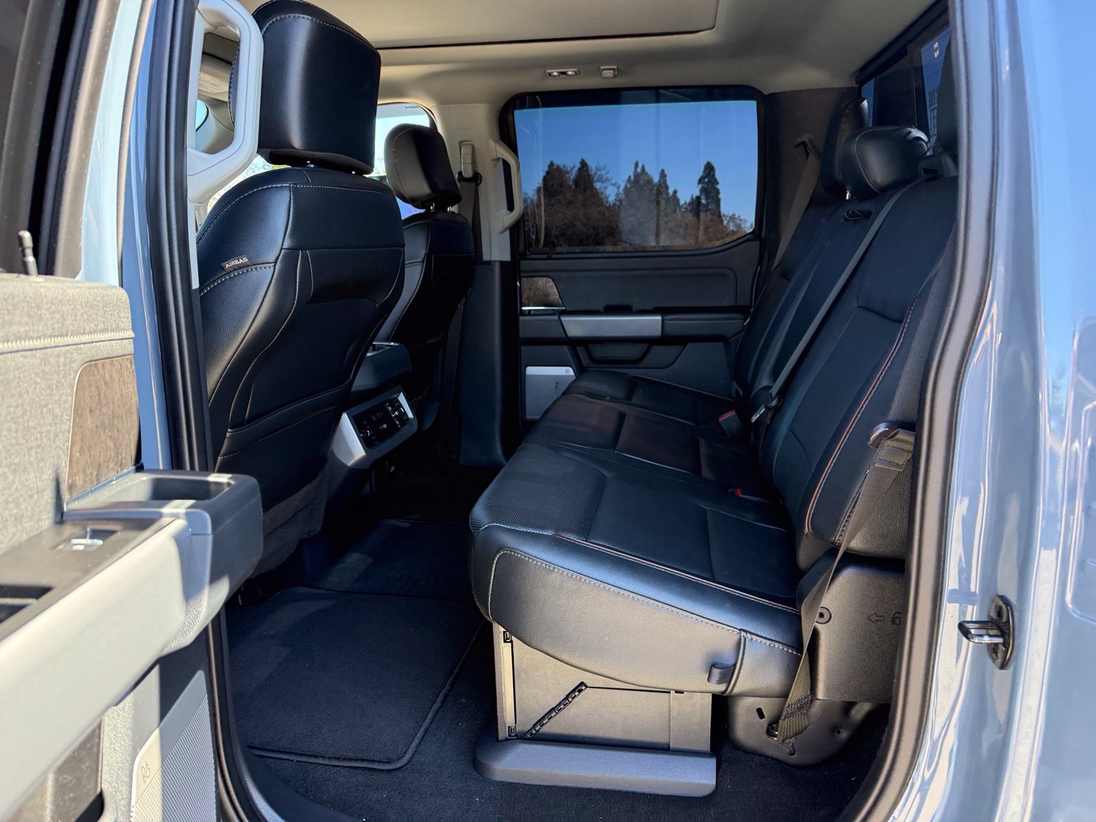 Certified 2023 Ford F350 Lariat w/ Lariat Ultimate Package AWD/4WD image 15