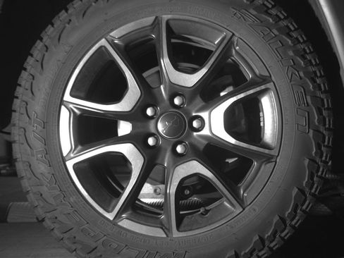 Used 2025 Jeep Compass Trailhawk AWD/4WD image 15