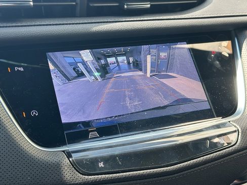 New 2026 Cadillac XT5 Luxury w/ LPO, Floor Liner Package image 23