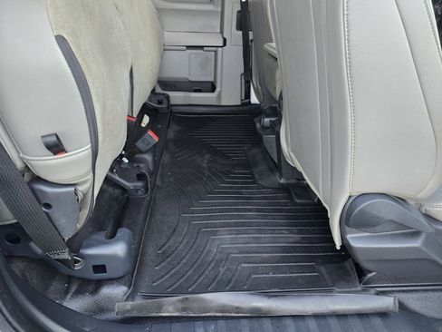 Used 2022 Ford F250 XL w/ Power Equipment Group image 31