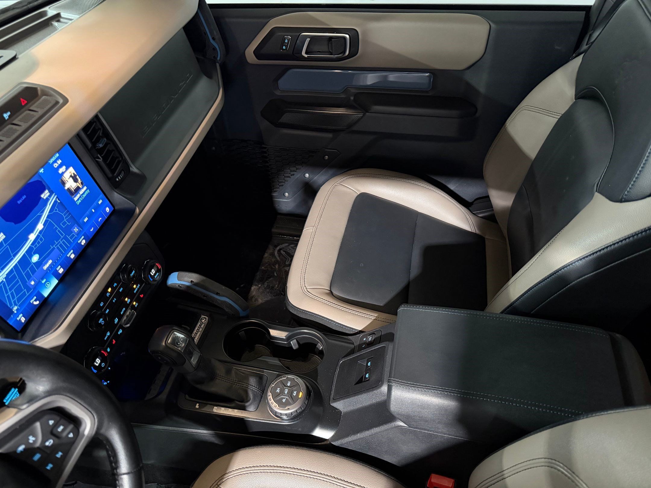 Used 2024 Ford Bronco Wildtrak AWD/4WD image 19