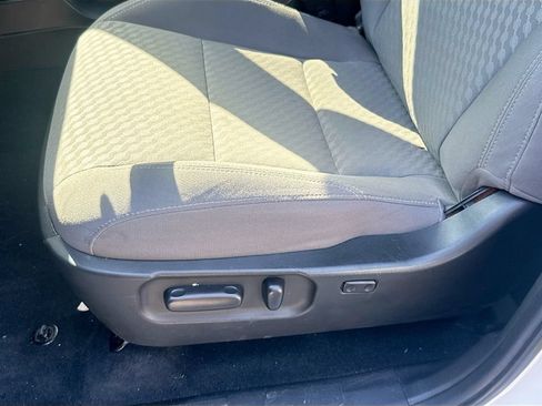 Used 2023 Toyota Tacoma SR5 RWD image 19