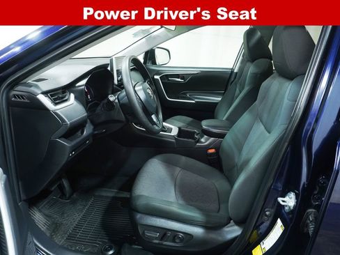 Used 2023 Toyota RAV4 XLE w/ Convenience Package FWD image 12