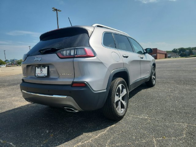 Used 2019 Jeep Cherokee Limited AWD/4WD image 2