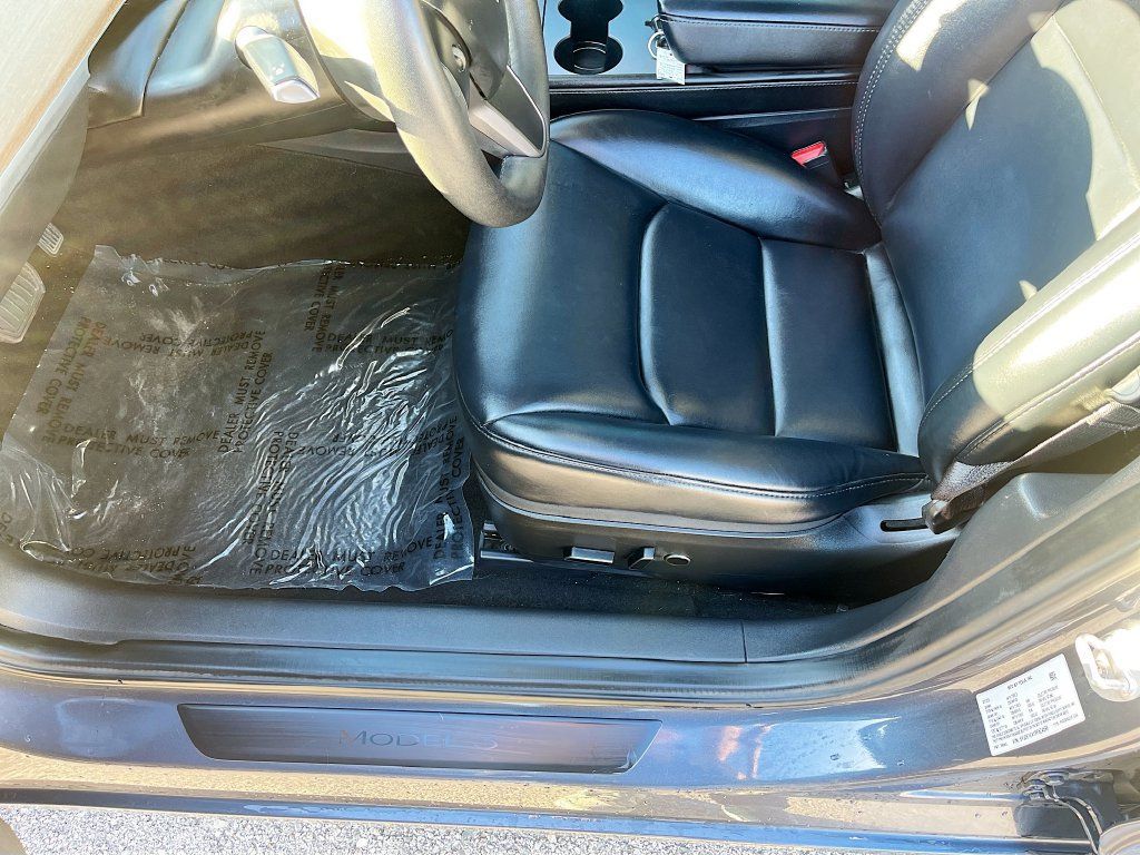 Used 2023 Tesla Model 3 Standard Range RWD image 18
