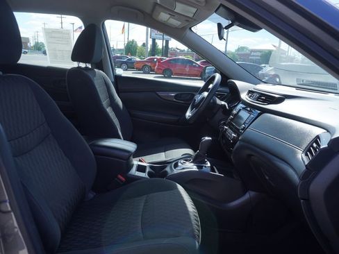 Used 2020 Nissan Rogue S AWD/4WD image 29