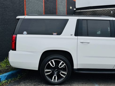 Used 2020 Chevrolet Suburban LT AWD/4WD image 4