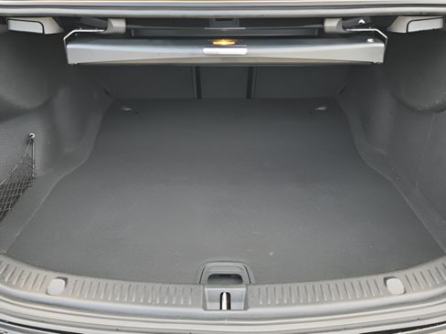 Used 2020 Mercedes-Benz E 350 Sedan image 10