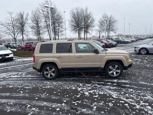 Used 2017 Jeep Patriot High Altitude image 10