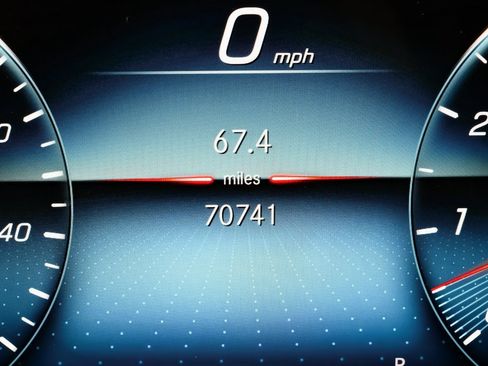 Used 2020 Mercedes-Benz GLS 450 4MATIC image 20