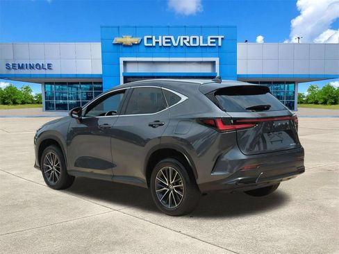 Used 2024 Lexus NX 250 FWD w/ Towing Package (2000 Lbs) image 3