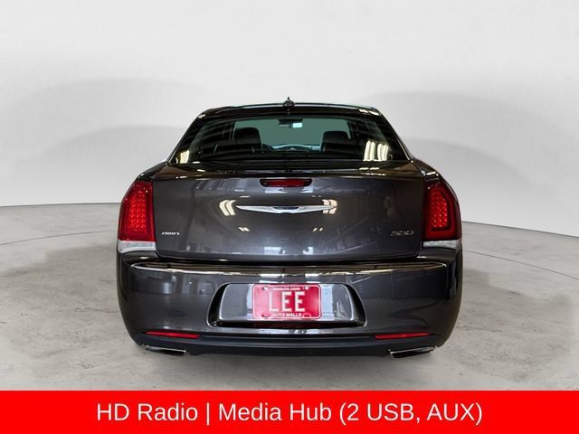 Used 2020 Chrysler 300 Limited AWD/4WD image 5