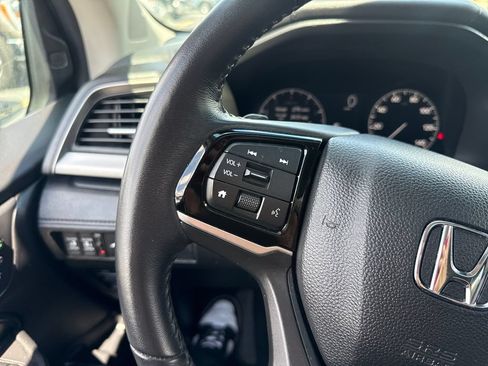 Used 2025 Honda Odyssey EX-L image 28