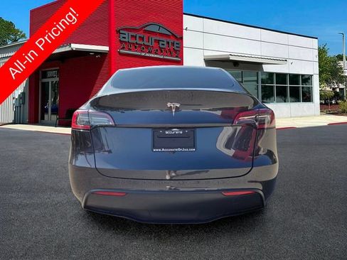 Used 2024 Tesla Model Y Long Range RWD image 4