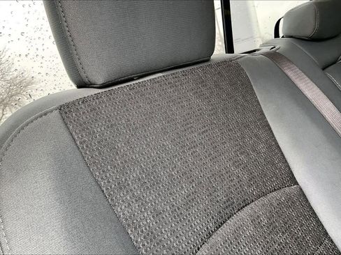 Used 2019 RAM 1500 Lone Star image 32