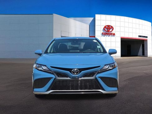 Used 2024 Toyota Camry XSE FWD image 4