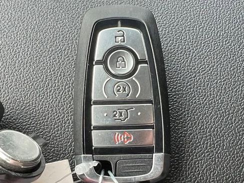 New 2026 Ford Escape SE FWD image 21