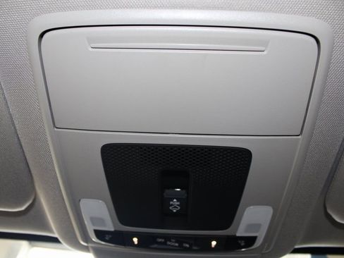 Used 2024 Honda CR-V EX-L image 38