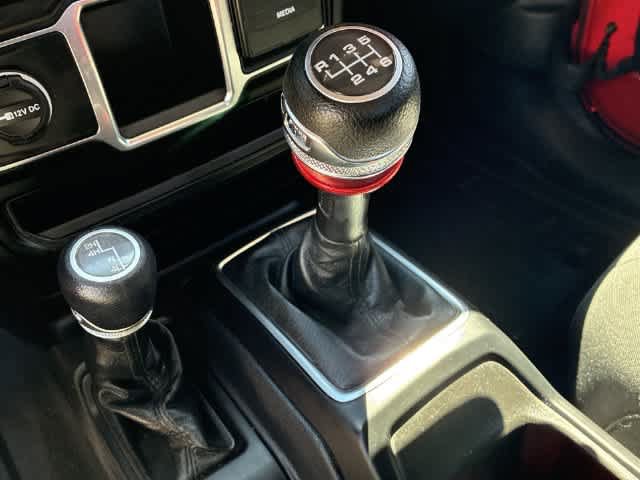 Used 2023 Jeep Gladiator Sport AWD/4WD image 35