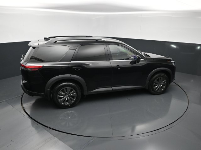 Used 2024 Nissan Pathfinder SV FWD image 27