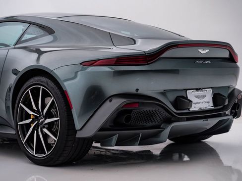 Used 2019 Aston Martin V8 Vantage Roadster RWD image 11