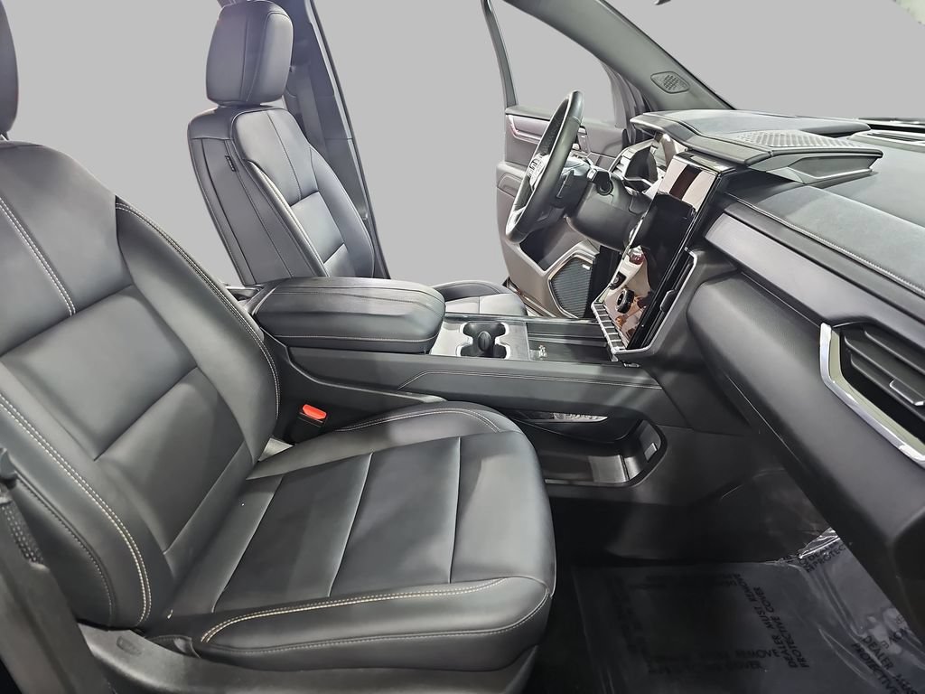 Certified 2024 GMC Acadia Elevation w/ Luxury Package FWD image 13