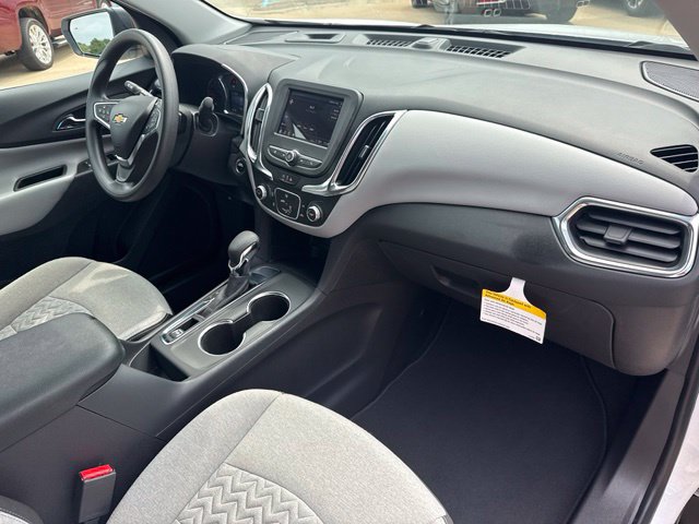 Certified 2024 Chevrolet Equinox LS w/ LS Convenience Package FWD image 31