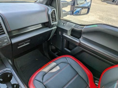 Used 2019 Ford F150 Lariat w/ Equipment Group 502A Luxury AWD/4WD image 16
