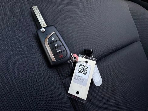 Used 2023 Toyota Corolla LE FWD image 41