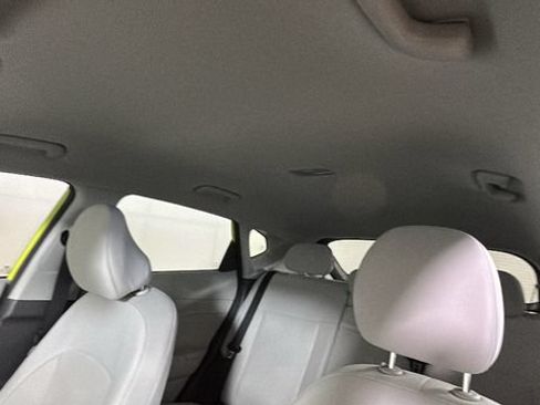 Used 2024 Hyundai Kona SEL FWD image 12