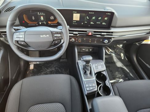 New 2026 Kia Sportage LX AWD/4WD image 10