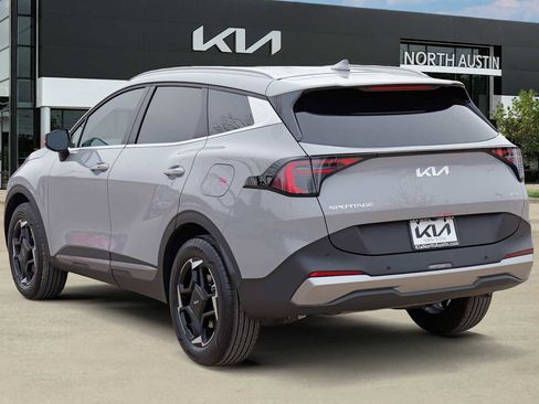 Certified 2026 Kia Sportage EX image 5
