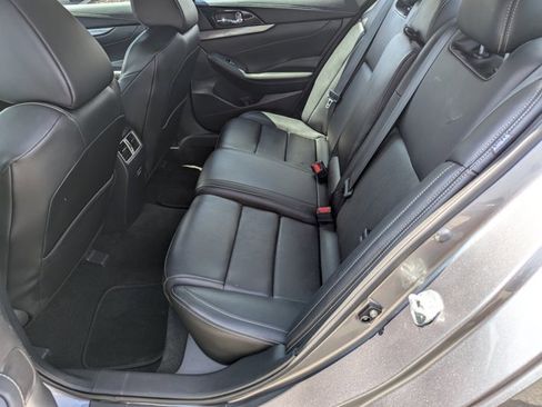 Certified 2021 Nissan Maxima 3.5 SV w/ Floor Mat Group image 15