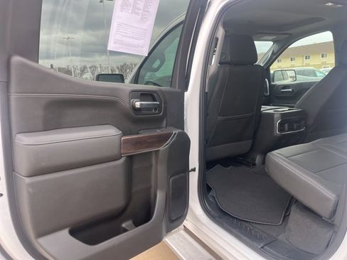 Used 2022 GMC Sierra 1500 SLT w/ SLT Premium Plus Package image 17