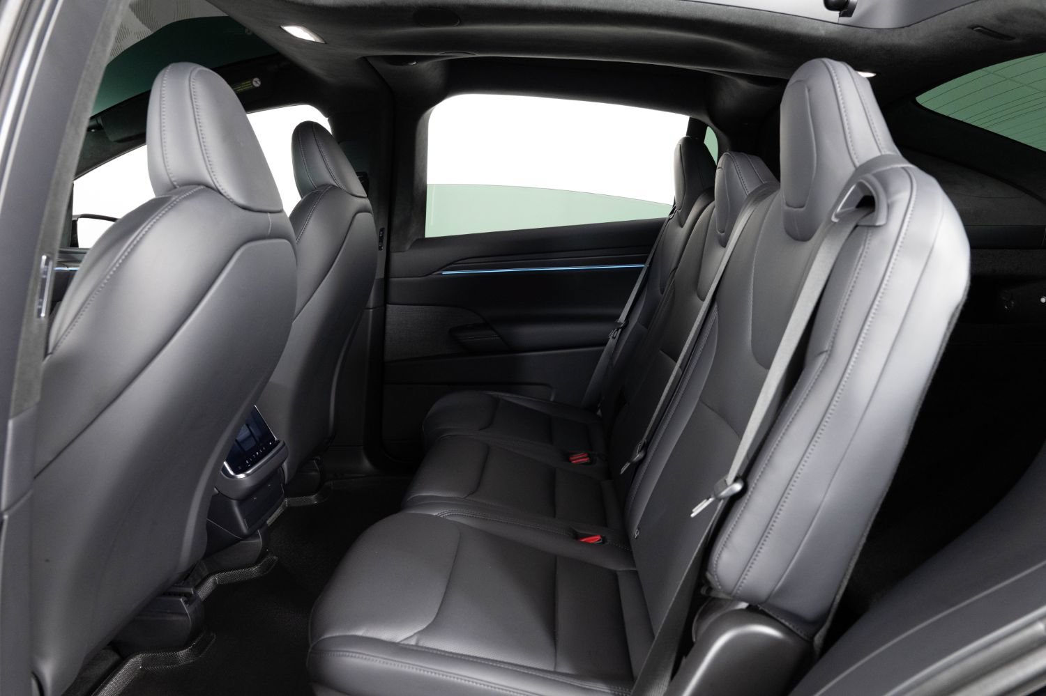 Used 2023 Tesla Model X AWD/4WD image 19