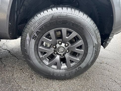 Certified 2023 Toyota Tacoma SR5 AWD/4WD image 50