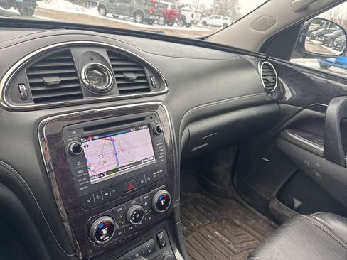 Used 2017 Buick Enclave Leather image 15