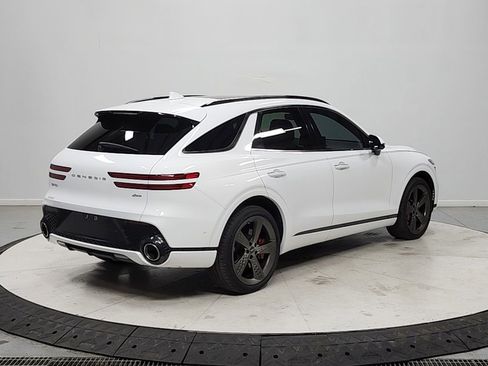 Used 2023 Genesis GV70 2.5T w/ Sport Prestige Package AWD/4WD image 7