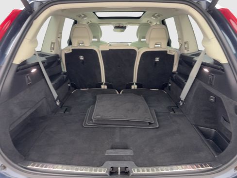 Used 2022 Volvo XC90 T5 Momentum w/ Climate Package FWD image 51