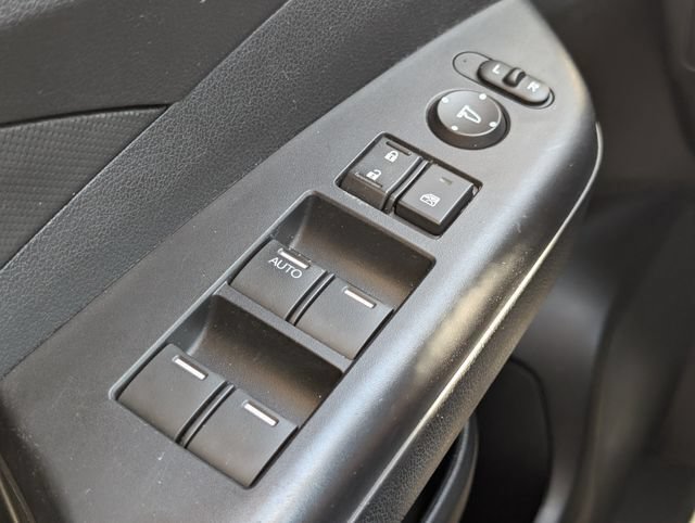 Used 2016 Honda CR-V LX image 30