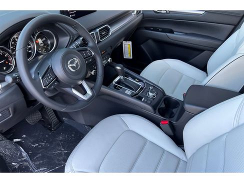 New 2025 MAZDA CX-5 AWD 2.5 S w/ Preferred Package image 10