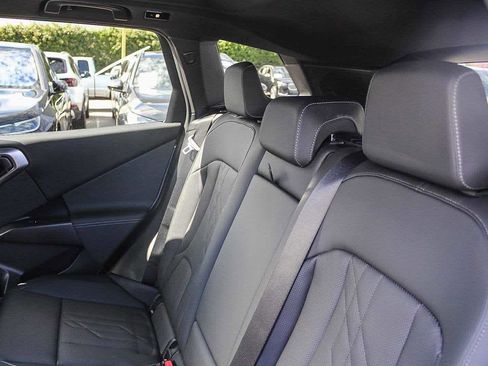 Used 2025 BMW X3 M50 w/ Premium Package image 17