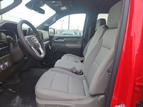 New 2026 GMC Sierra 1500 SLE image 11